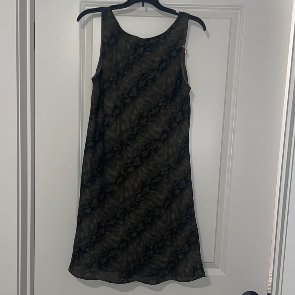 Alyn Paige Black and Silver Sheath Midi Dress Scoop Neck Cocktail